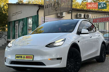 Внедорожник / Кроссовер Tesla Model Y 2021 в 