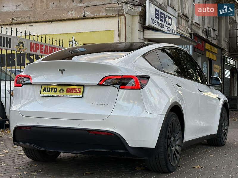 Внедорожник / Кроссовер Tesla Model Y 2021 в Николаеве