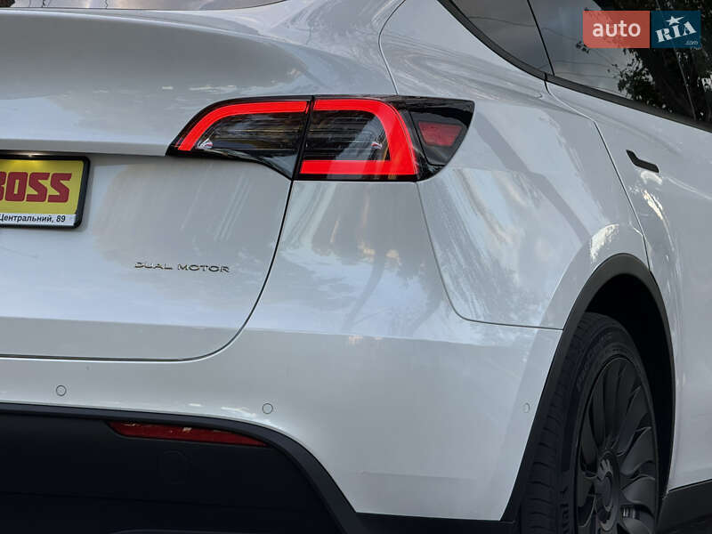 Внедорожник / Кроссовер Tesla Model Y 2021 в Николаеве