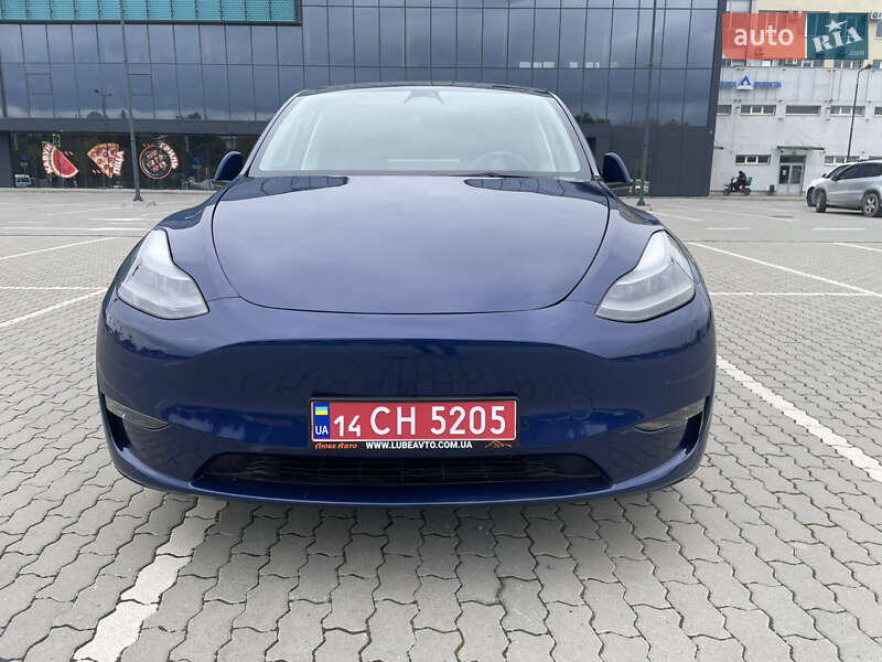 Внедорожник / Кроссовер Tesla Model Y 2023 в Львове