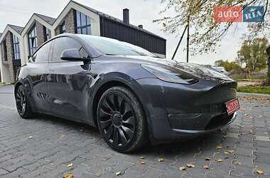 Позашляховик / Кросовер Tesla Model Y 2023 в Тернополі