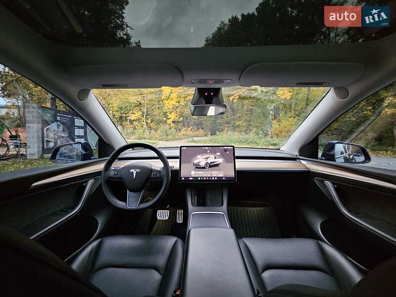 Позашляховик / Кросовер Tesla Model Y 2023 в Тернополі