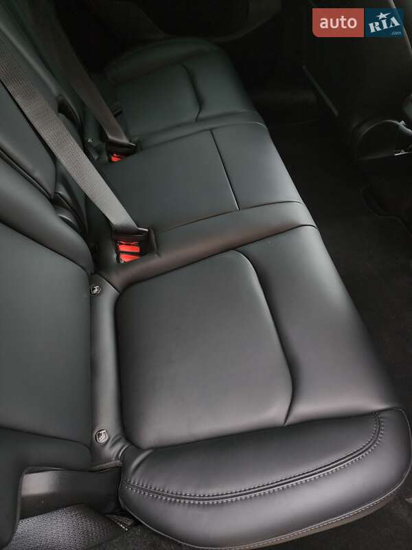 Позашляховик / Кросовер Tesla Model Y 2022 в Києві