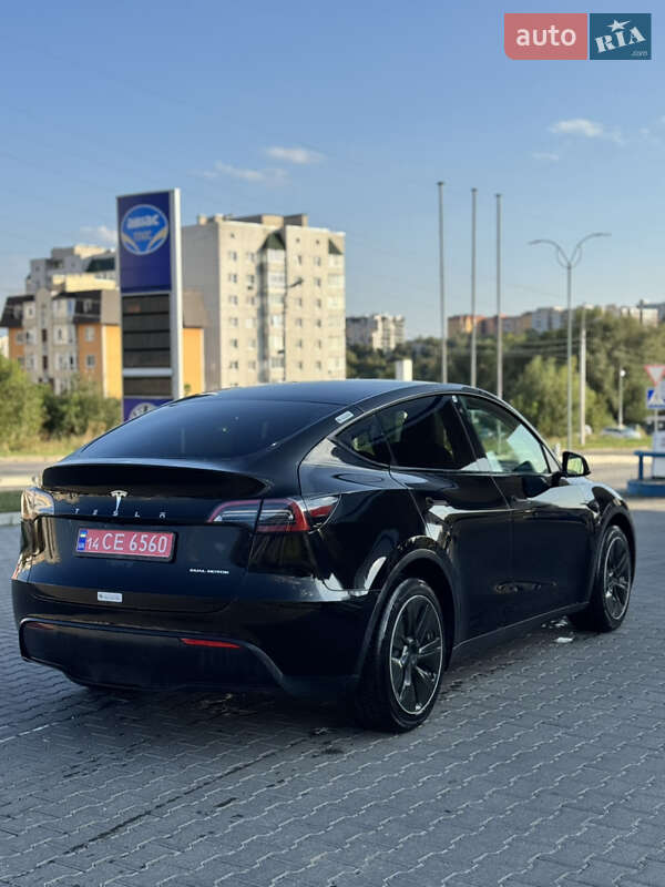 Позашляховик / Кросовер Tesla Model Y 2023 в Хмельницькому