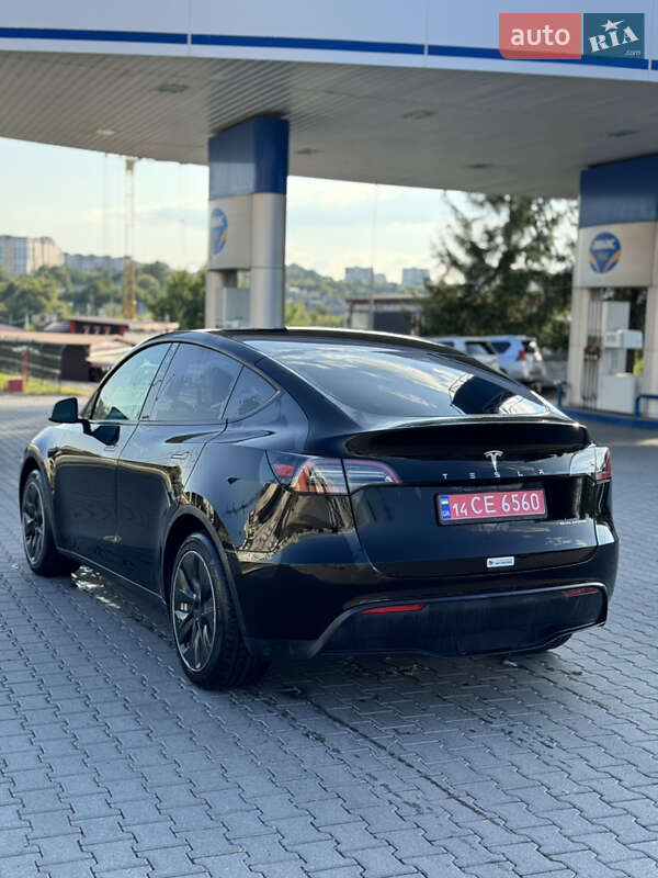 Позашляховик / Кросовер Tesla Model Y 2023 в Хмельницькому