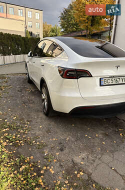 Позашляховик / Кросовер Tesla Model Y 2023 в 