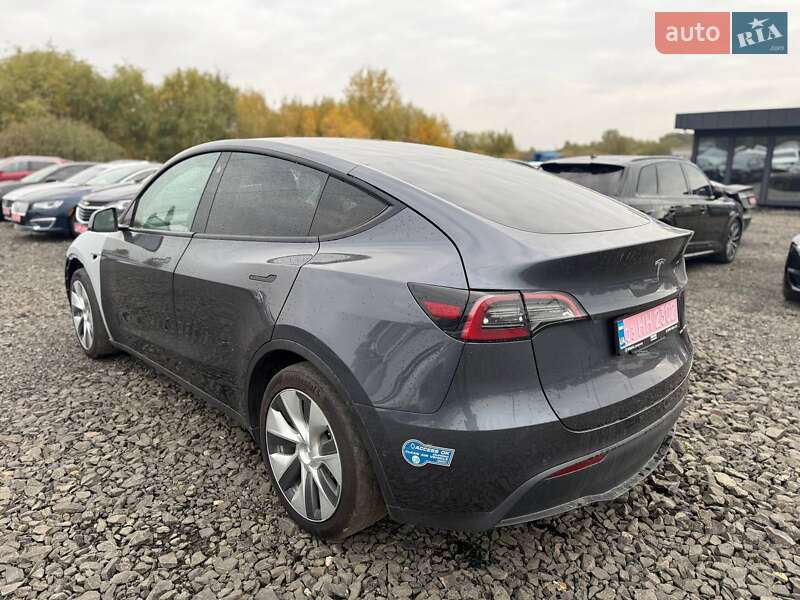 Позашляховик / Кросовер Tesla Model Y 2021 в Луцьку фото 4 Позашляховик / Кросовер Tesla Model Y 2021 в Луцьку