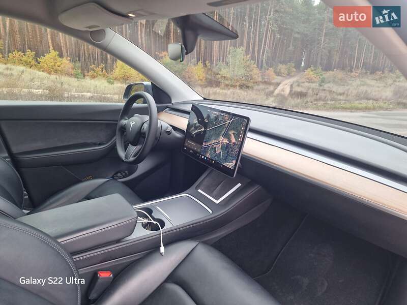 Внедорожник / Кроссовер Tesla Model Y 2021 в Черкассах