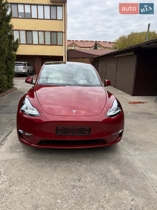 Внедорожник / Кроссовер Tesla Model Y 2024 в Львове