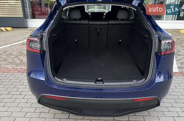 Внедорожник / Кроссовер Tesla Model Y 2024 в 