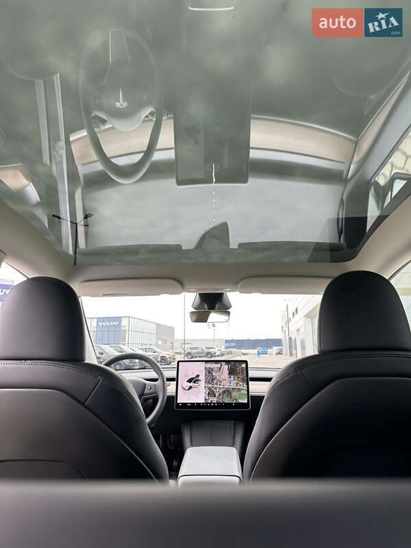 Внедорожник / Кроссовер Tesla Model Y 2024 в Львове фото 20 Внедорожник / Кроссовер Tesla Model Y 2024 в Львове