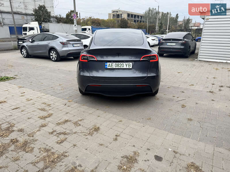 Позашляховик / Кросовер Tesla Model Y 2023 в Дніпрі фото 7 Позашляховик / Кросовер Tesla Model Y 2023 в Дніпрі