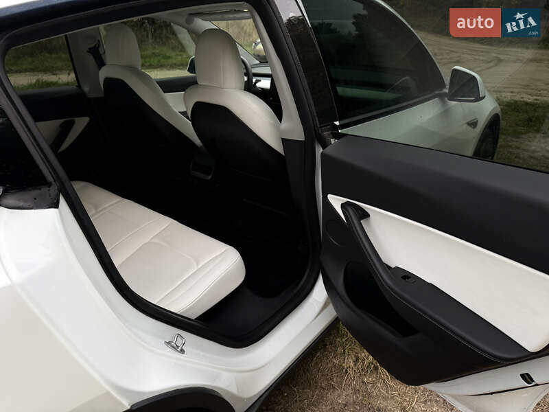Позашляховик / Кросовер Tesla Model Y 2022 в Городку фото 14 Позашляховик / Кросовер Tesla Model Y 2022 в Городку
