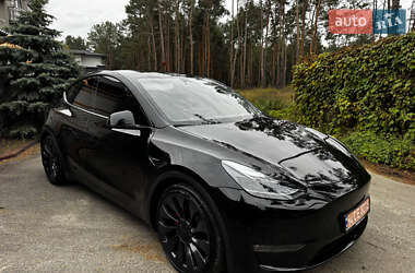 Внедорожник / Кроссовер Tesla Model Y 2023 в 