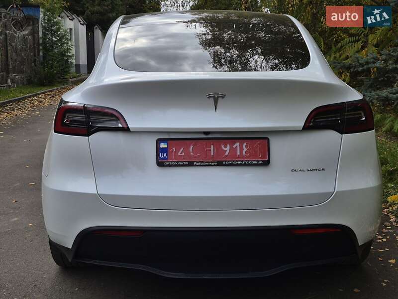 Позашляховик / Кросовер Tesla Model Y 2023 в Львові фото 6 Позашляховик / Кросовер Tesla Model Y 2023 в Львові