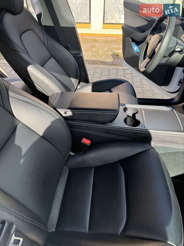 Внедорожник / Кроссовер Tesla Model Y 2024 в Новоселице фото 8 Внедорожник / Кроссовер Tesla Model Y 2024 в Новоселице