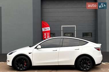 Внедорожник / Кроссовер Tesla Model Y 2021 в 