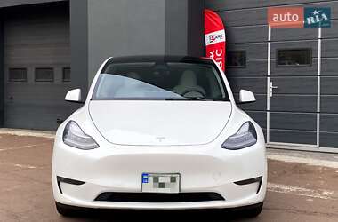 Внедорожник / Кроссовер Tesla Model Y 2021 в 
