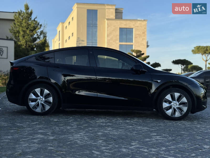 Позашляховик / Кросовер Tesla Model Y 2020 в Львові фото 26 Позашляховик / Кросовер Tesla Model Y 2020 в Львові