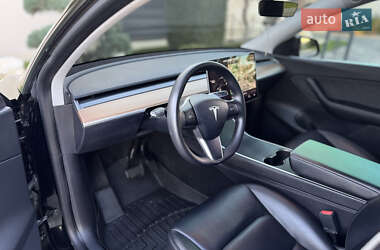Позашляховик / Кросовер Tesla Model Y 2020 в 