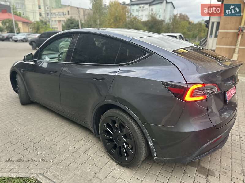 Позашляховик / Кросовер Tesla Model Y 2020 в Рівному