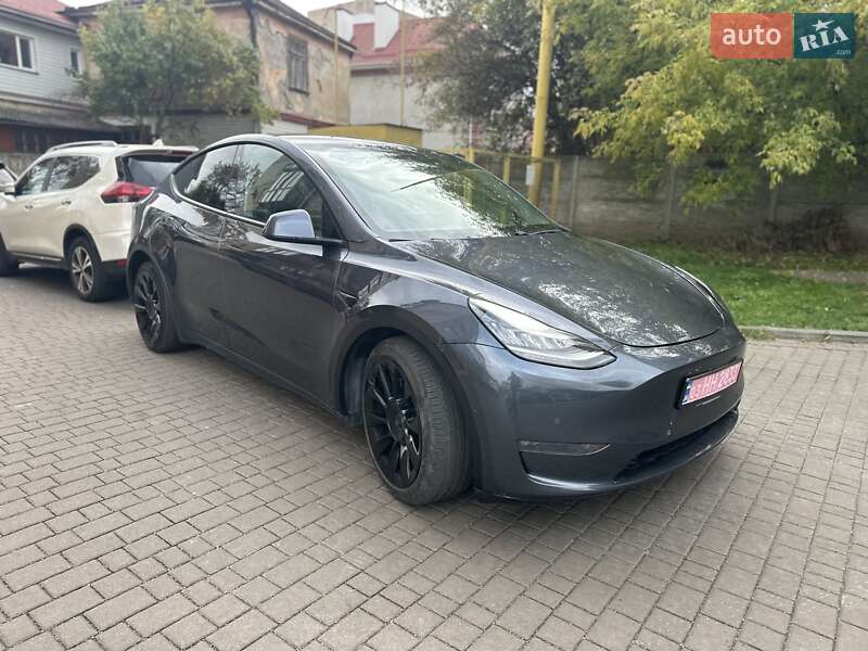 Позашляховик / Кросовер Tesla Model Y 2020 в Рівному