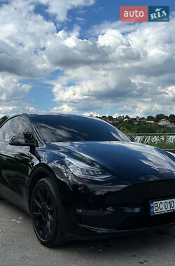 Внедорожник / Кроссовер Tesla Model Y 2021 в 