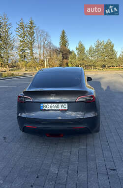Внедорожник / Кроссовер Tesla Model Y 2022 в 
