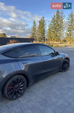 Внедорожник / Кроссовер Tesla Model Y 2022 в 