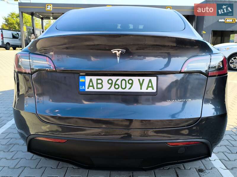 Позашляховик / Кросовер Tesla Model Y 2024 в Вінниці фото 4 Позашляховик / Кросовер Tesla Model Y 2024 в Вінниці