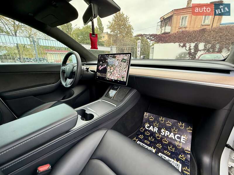 Позашляховик / Кросовер Tesla Model Y 2021 в Одесі