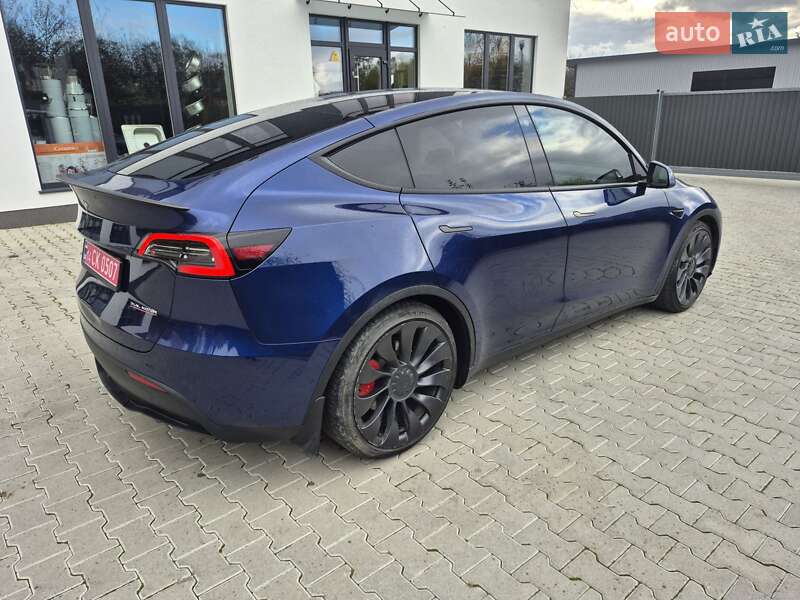 Внедорожник / Кроссовер Tesla Model Y 2023 в Самборе