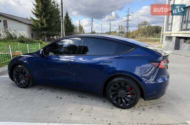 Позашляховик / Кросовер Tesla Model Y 2021 в 