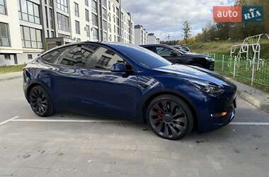 Позашляховик / Кросовер Tesla Model Y 2021 в 