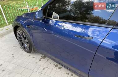 Позашляховик / Кросовер Tesla Model Y 2021 в 