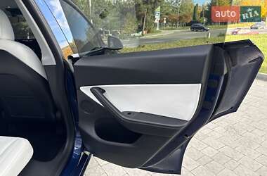 Позашляховик / Кросовер Tesla Model Y 2021 в 