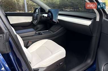 Позашляховик / Кросовер Tesla Model Y 2021 в 
