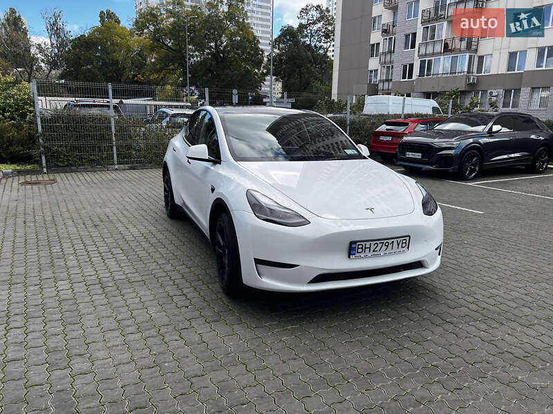 Внедорожник / Кроссовер Tesla Model Y 2023 в Одессе
