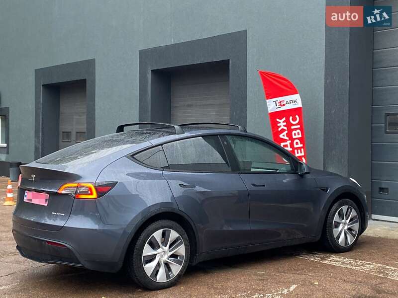 Позашляховик / Кросовер Tesla Model Y 2022 в Києві