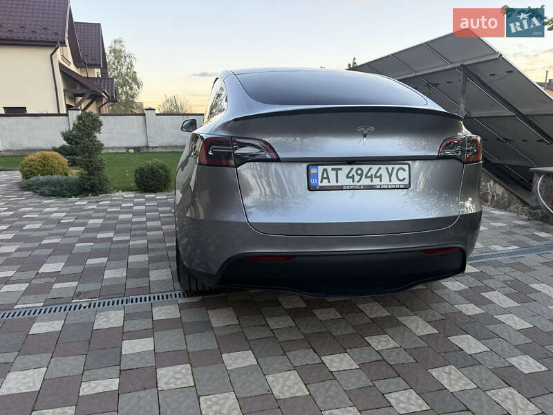Позашляховик / Кросовер Tesla Model Y 2024 в Івано-Франківську фото 6 Позашляховик / Кросовер Tesla Model Y 2024 в Івано-Франківську
