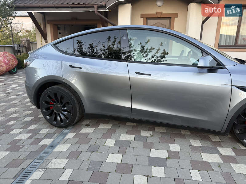 Позашляховик / Кросовер Tesla Model Y 2024 в Івано-Франківську фото 8 Позашляховик / Кросовер Tesla Model Y 2024 в Івано-Франківську