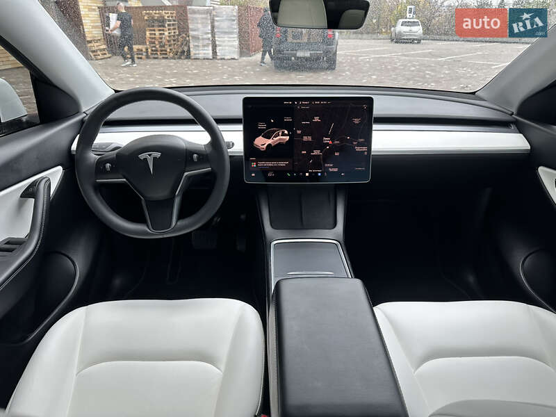 Позашляховик / Кросовер Tesla Model Y 2021 в Харкові
