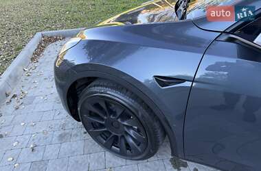 Внедорожник / Кроссовер Tesla Model Y 2022 в 