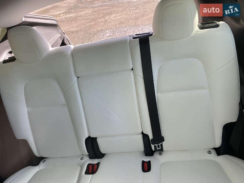 Внедорожник / Кроссовер Tesla Model Y 2024 в Чернигове фото 4 Внедорожник / Кроссовер Tesla Model Y 2024 в Чернигове