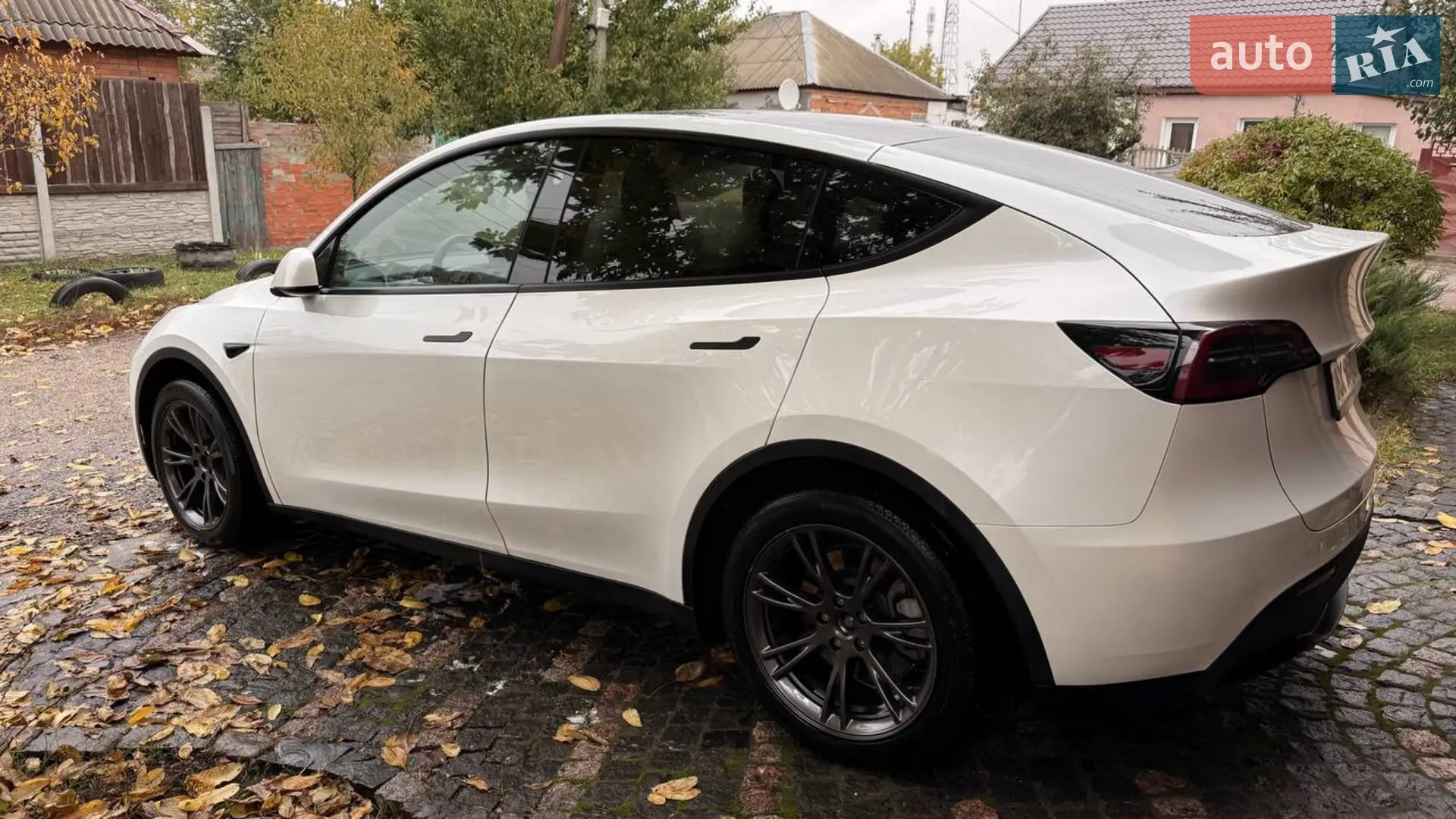 2024 Tesla Model Y - мініатюра 4
