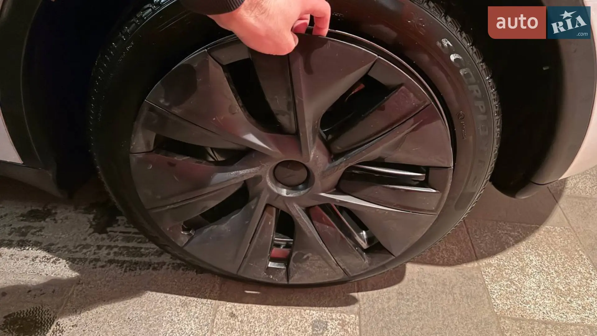 2024 Tesla Model Y - мініатюра 12