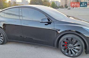 Внедорожник / Кроссовер Tesla Model Y 2023 в 