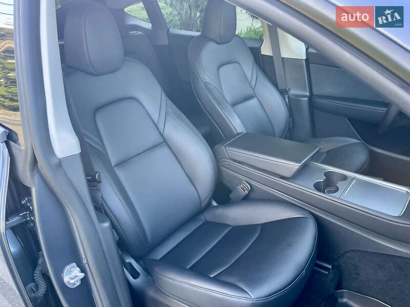 Позашляховик / Кросовер Tesla Model Y 2023 в Дніпрі фото 29 Позашляховик / Кросовер Tesla Model Y 2023 в Дніпрі