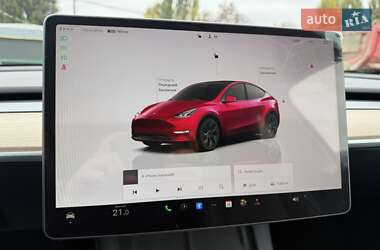 Внедорожник / Кроссовер Tesla Model Y 2024 в 