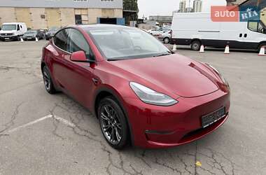 Внедорожник / Кроссовер Tesla Model Y 2024 в 